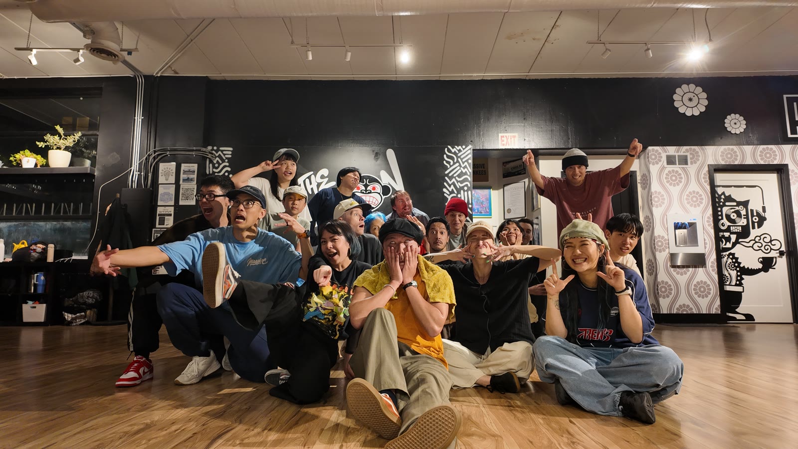 Hiroshi photo
